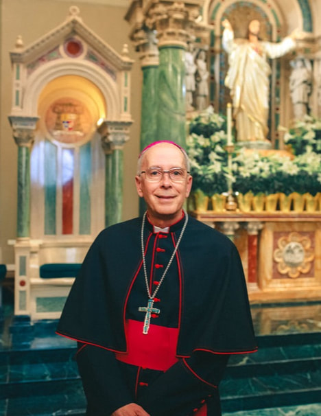 O bispo de Mark Siitz , do Texas (USA - Notícias